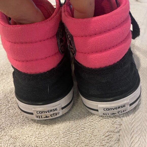 Converse All Star | Black and Pink High Tops - Little kids size 7 - Picture 4 of 6